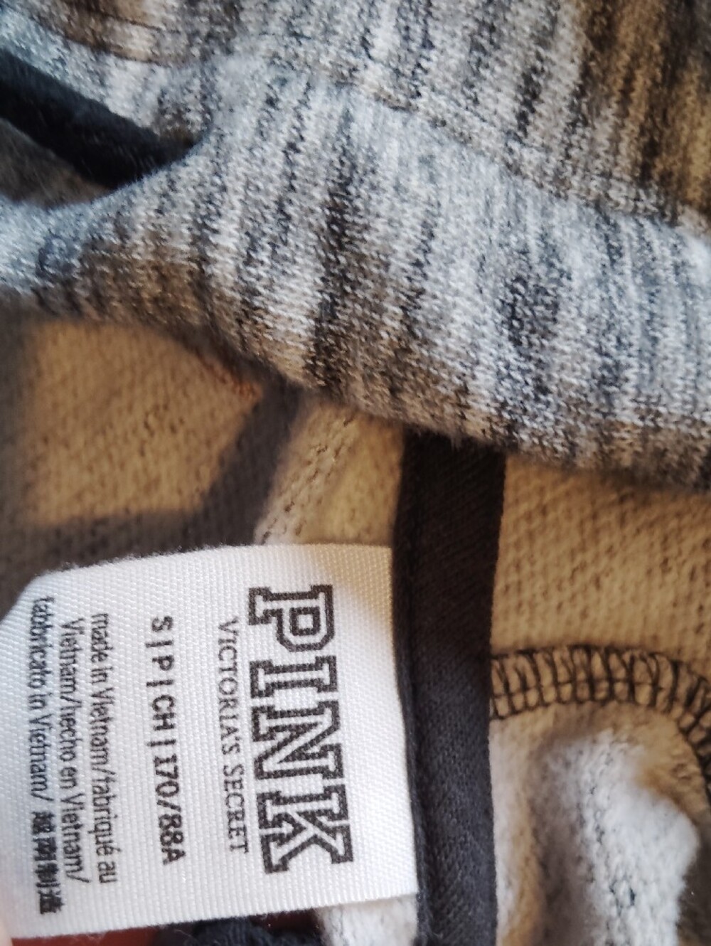 PINK Victoria's Secret Gray Jogger Set with Rose-Gold Star Accents S NEW - Picture 2 of 9